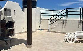 Ático dúplex con piscina privada y vistas al mar!
